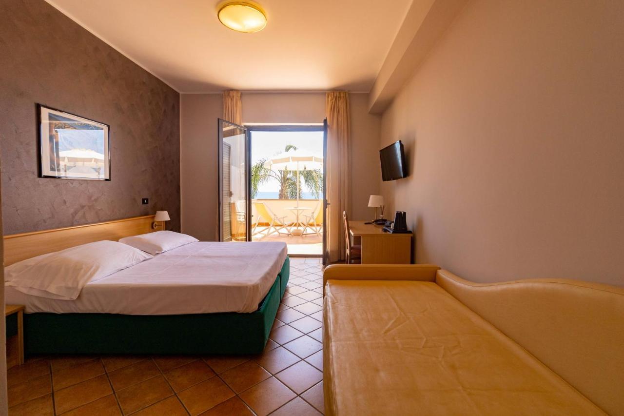 Hotel Federica Riace Marina Kültér fotó