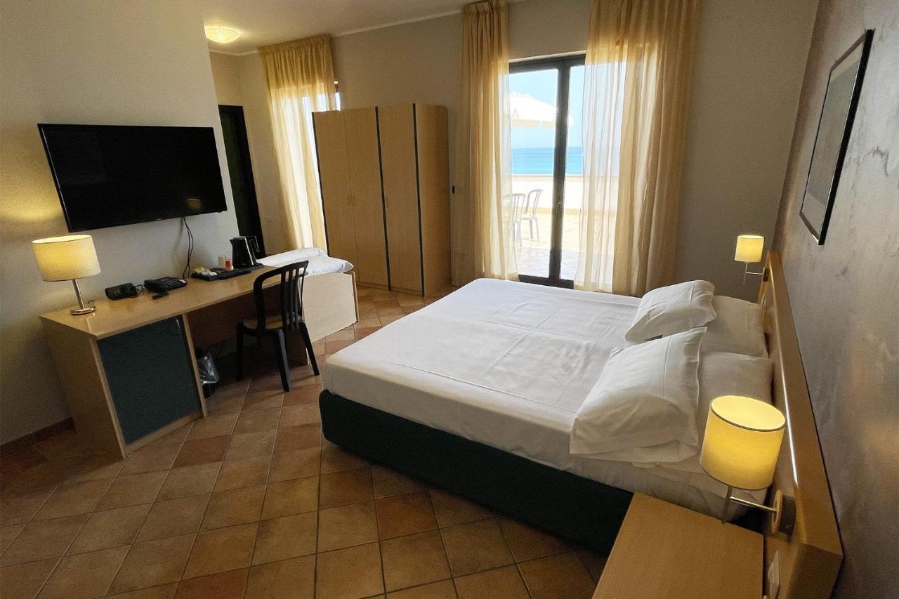 Hotel Federica Riace Marina Kültér fotó